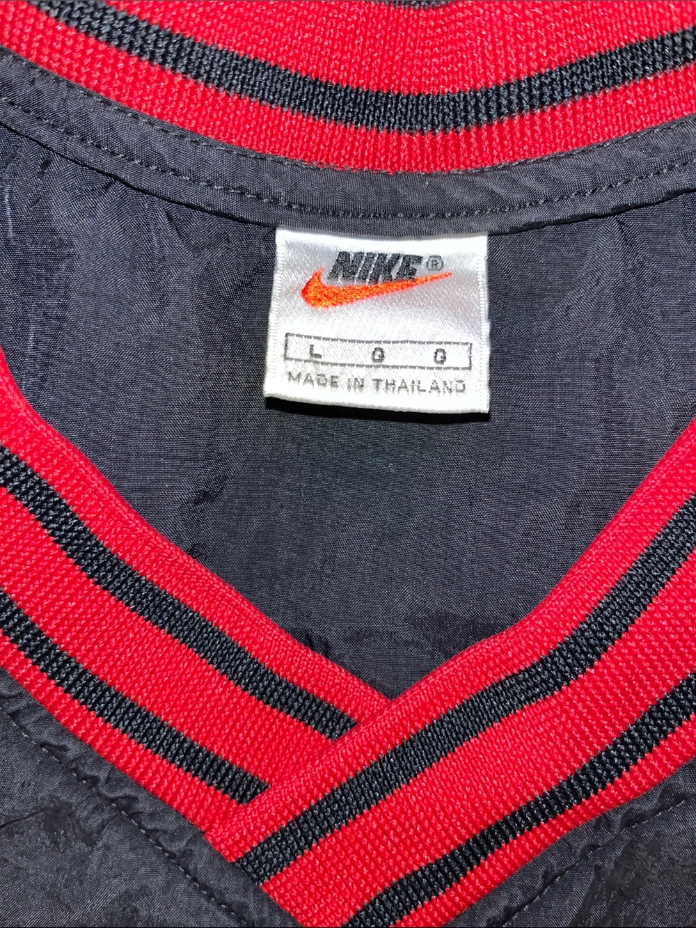 Vintage Nike Black Nylon Polymide Coated Gym Casual Basketball Work Out Jacket - Picture 3 of 5